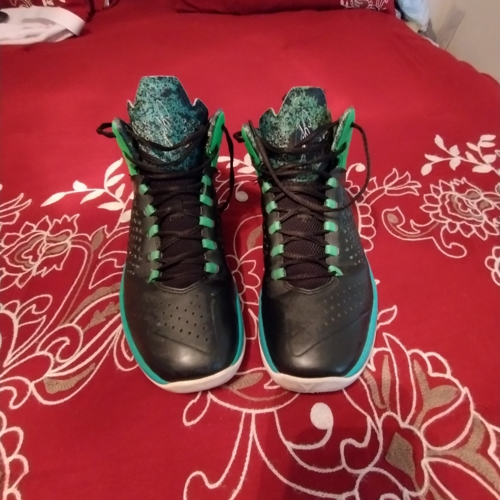 Melo Jordan M-11 Men's 10.5 No Box